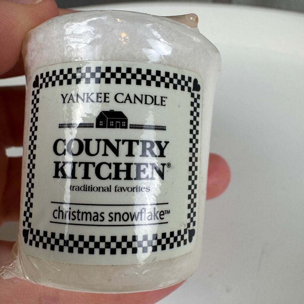 Yankee Candle Votive White NWT Christmas Snowflake Rare Retired Vintage‎ Scent
